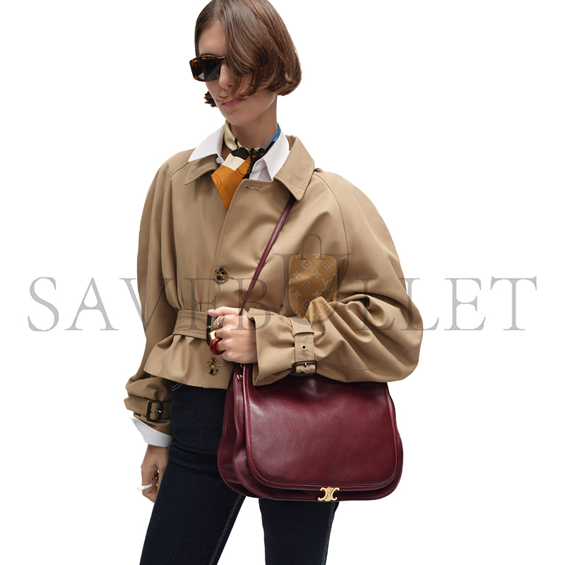 CELINE SOFT TRIOMPHE BESACE IN SUPPLE SHINY LAMBSKIN 123632T88.28PO (34*25*13cm) CELINE SOFT TRIOMPHE BESACE IN SUPPLE SHINY LAMBSKIN 123632T88.28PO (34*25*13cm)